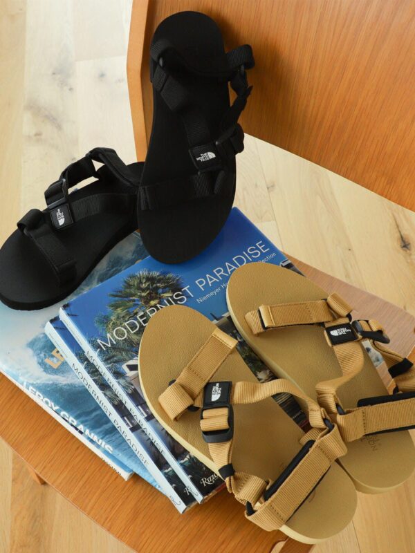 【The North Face】BEAMS x THE NORTH FACE 女款涼鞋 NF52251